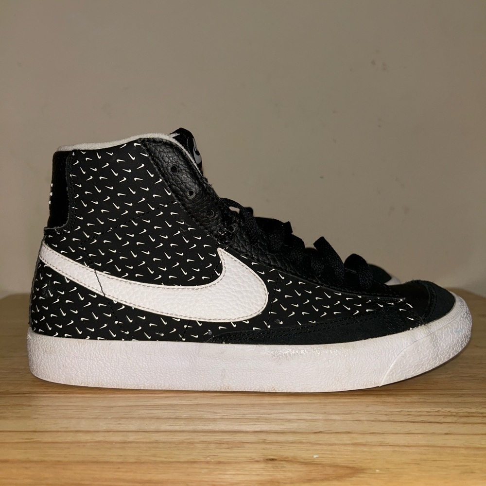 Nike Blazer Mid '77 High-Tops Sneaker Men  Size 6.5